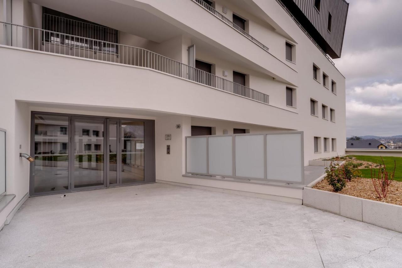 Le 305 - T3 With Garage And Beautiful Terrace Villa Annecy Exteriör bild